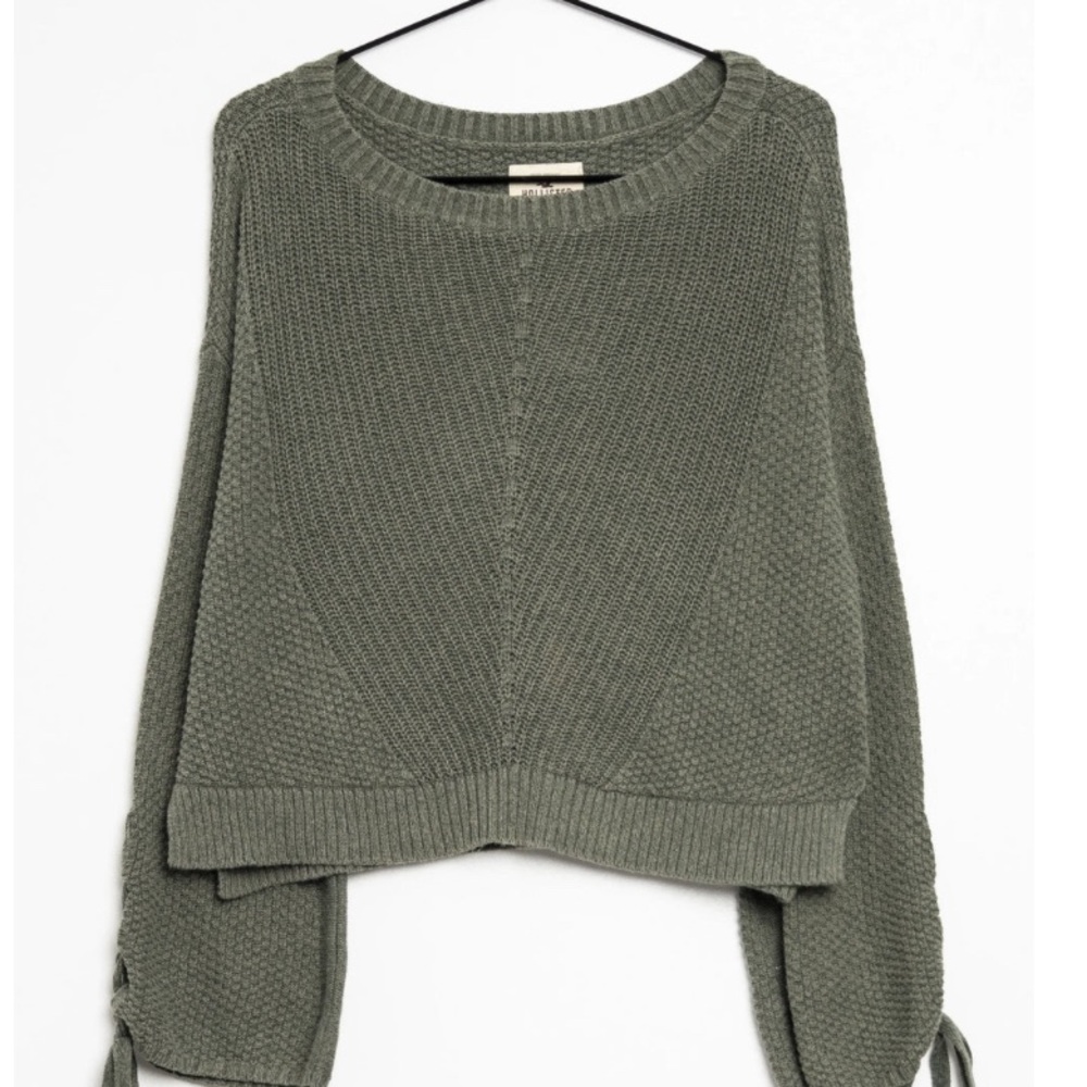 Hollister Co. Bell Sleeve Lace-Up Sweater (Size Medium)